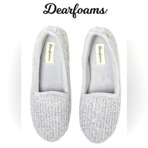 NWT- Woman's Dearfoams size 11-12